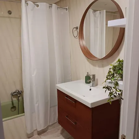 Misericorde I By Aroom - Vut Le 566 * León