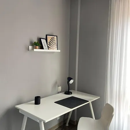 Misericorde I By Aroom - Vut Le 566 * León