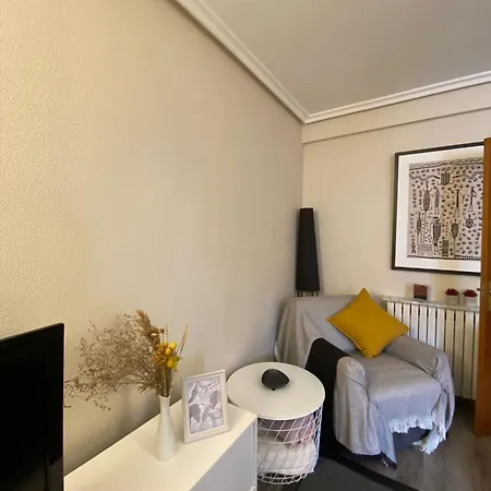 Misericorde I By Aroom - Vut Le 566 *