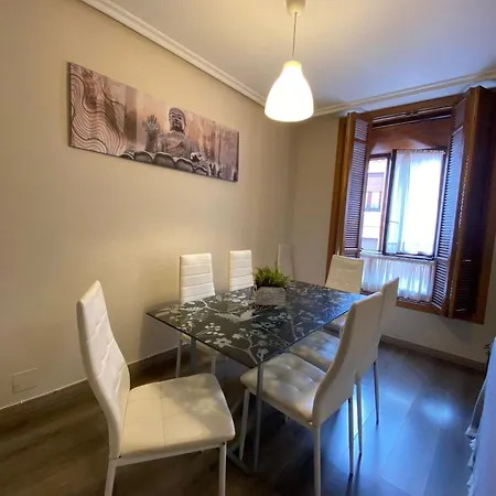 Misericorde I By Aroom - Vut Le 566 레온